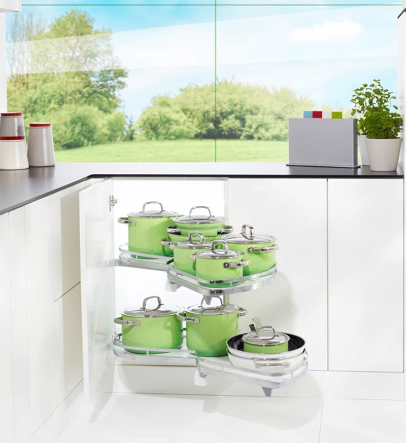 Kessebohmer Lemans - Classic - Right Hand Opening - Two Trays - Door Width 500mm - Image 3