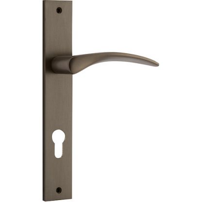 Entrance Door Handle. Oxford Lever Rectangular. - Signature Brass