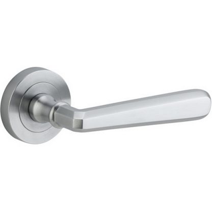 Passage Door Handle. Copenhagen Lever, Round Rose. 5 Passage Door Handle. Copenhagen Lever, Round Rose. - Brushed Chrome