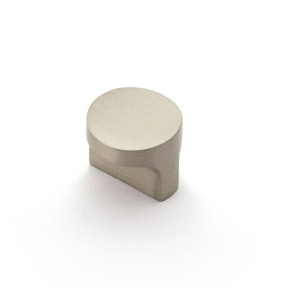 Castella Gallant Knobs And Pulls. Various Finishes And Sizes 9 Castella Gallant Knobs and Pulls. Various finishes and sizes