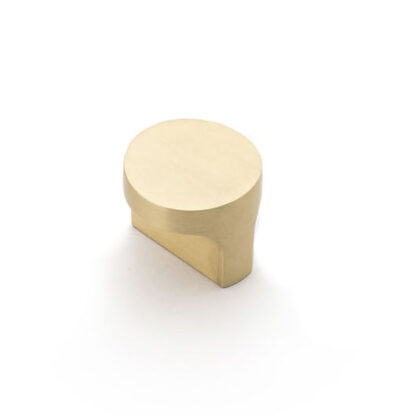 Castella Gallant Knobs And Pulls. Various Finishes And Sizes 8 Castella Gallant Knobs and Pulls. Various finishes and sizes