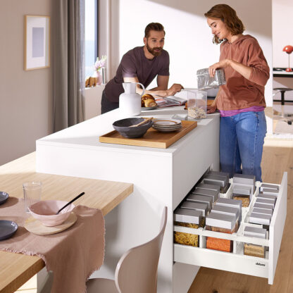 Blum Antaro D Height Drawer Kit. 199mm. 30kg. Single Rail - Image 7