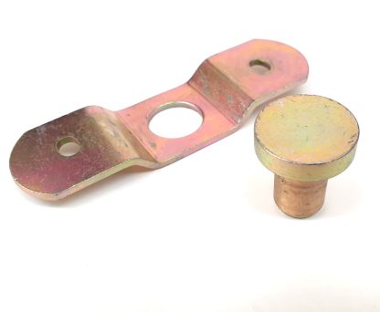 Roller Door Guide Centre Fix. 16mm Pin - Image 4