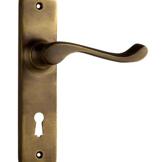 Tradco 0846 Fremantle Lever Lock Antique Brass 150x35mm 50mm(P)